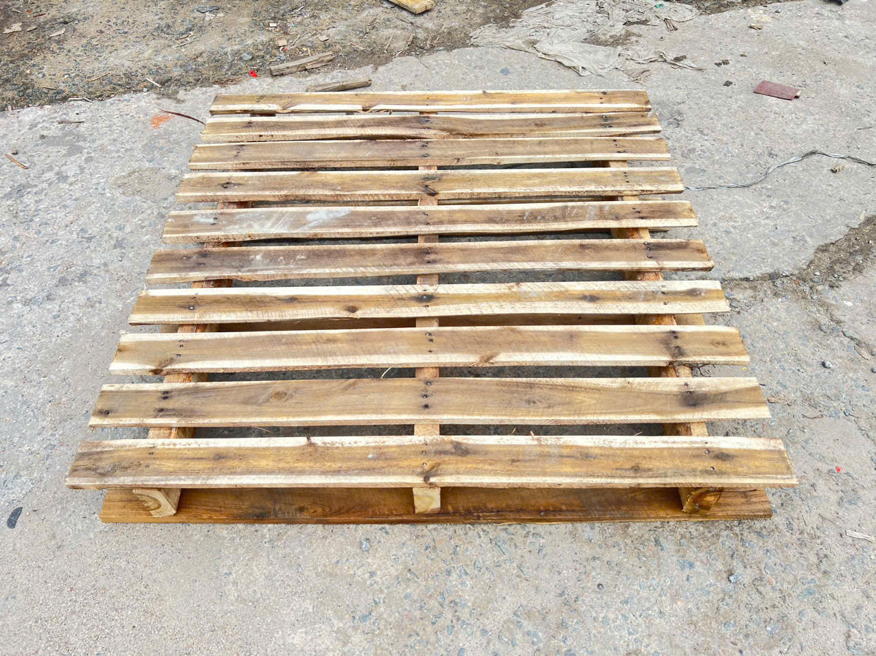 Pallet gỗ KT: 1100x1100x150mm